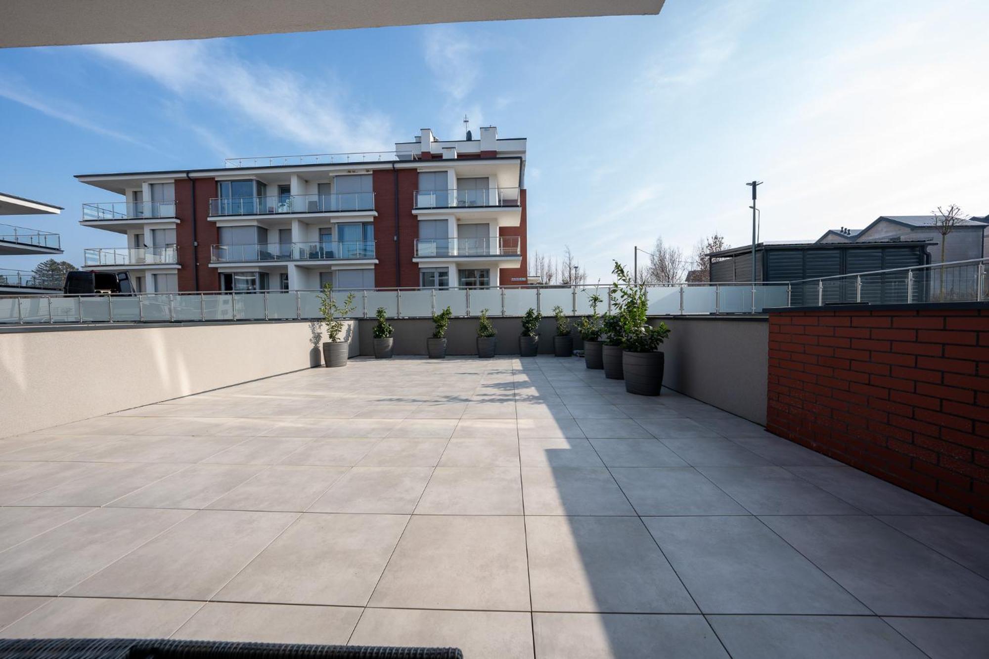 Apartament Z Wielkim Tarasem Morska 2 Rewal 50M Do Morza Extérieur photo